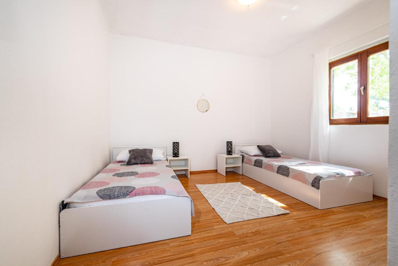 Apartment Marija Novigrad  Eksteriør bilde