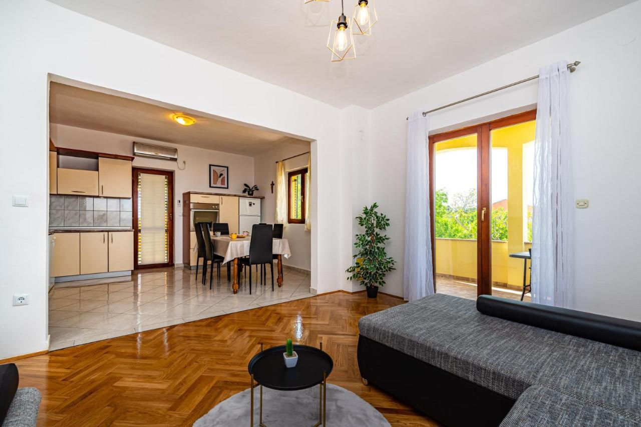 Apartment Marija Novigrad  Eksteriør bilde